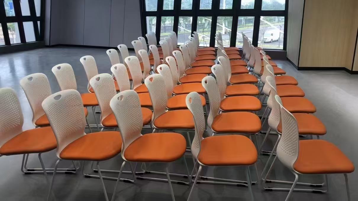 培训椅 (57) 培训椅 (57)